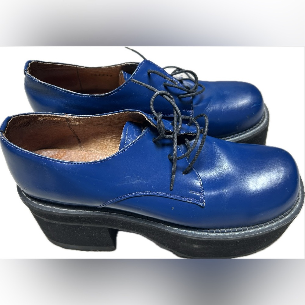 Vintage Fluevog elevator shoes, men’s size 9.5 / women’s 11 / EU size 43